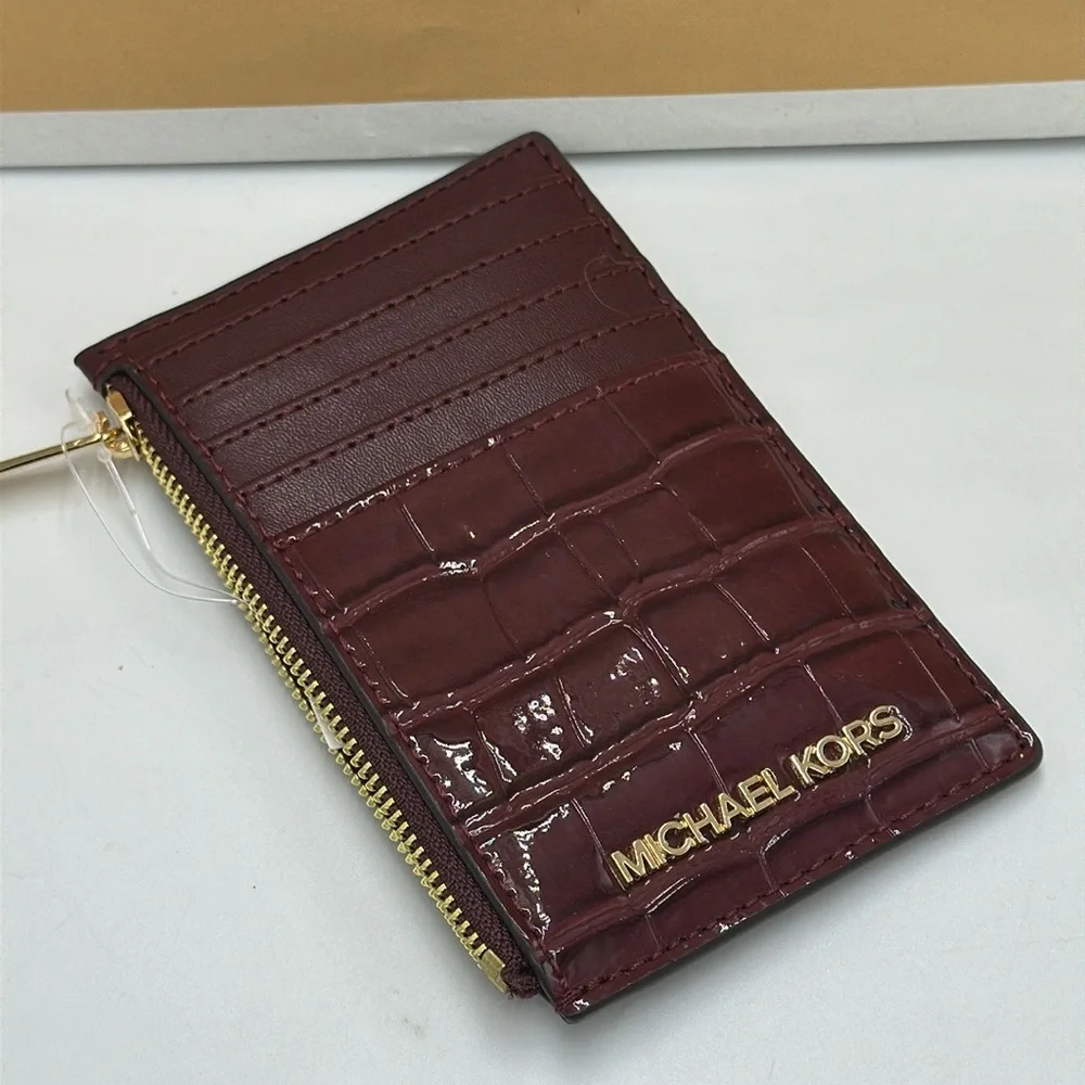 MICHAEL KORS JET SET TRAVEL MEDIUM TZ CARD CASE IN OXBLOOD